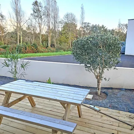 Bel'odet, Modernes Au Calme, Terrasses Pour Les T2, Grand Jardin Et Parking Gratuit, A 5 Min Des Plages De Benodet